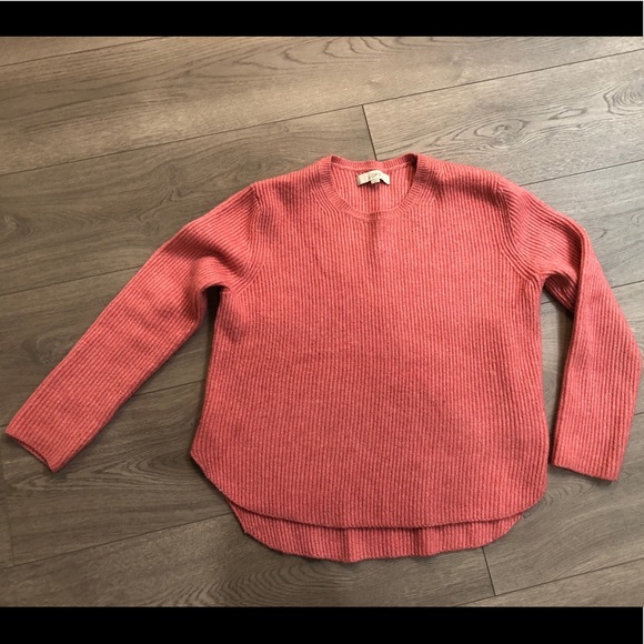 LOFT Sweaters - The Loft Cable knit Sweater L
